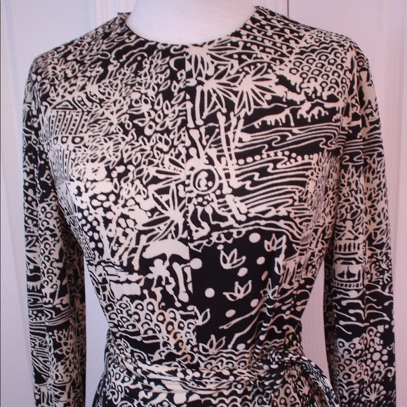 Vintage Designer Black Novelty Print Jersey Dress + Scarf 36 - Picture 3 of 16